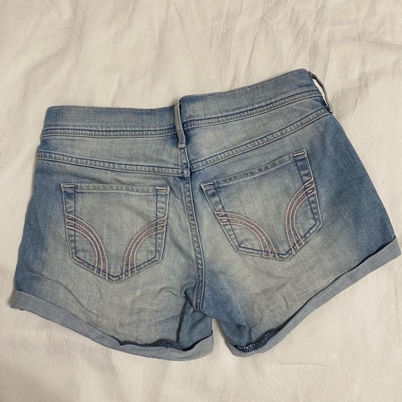 hollister jean shorts - Picture 2 of 5